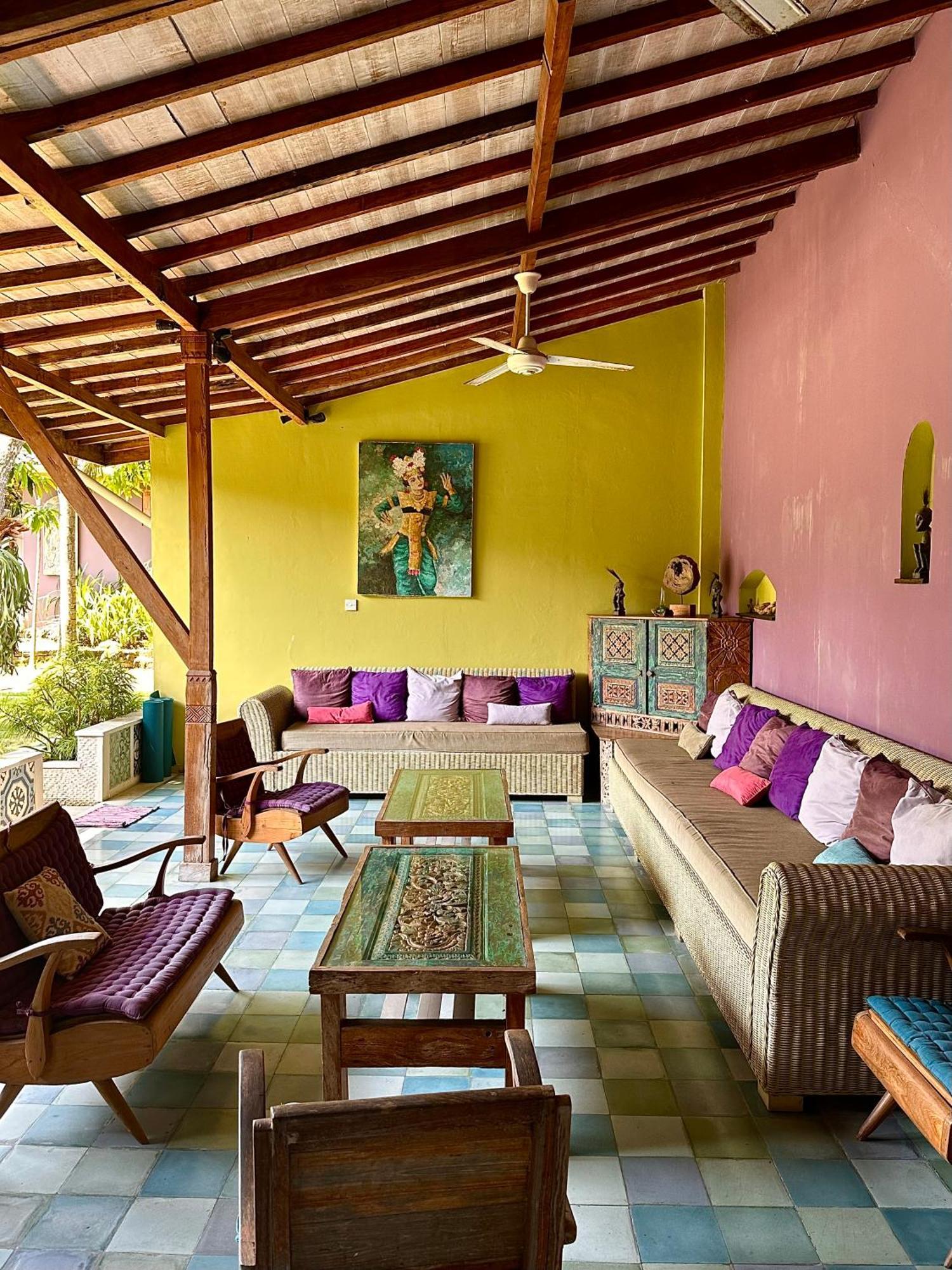 Guesthouse Mooz Canggu Dış mekan fotoğraf