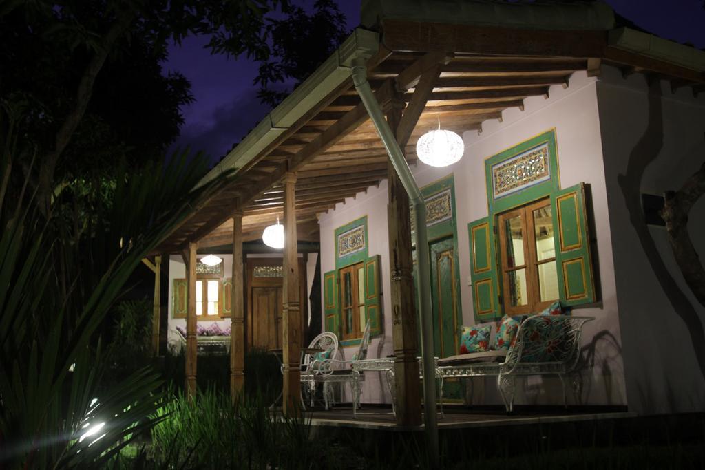 Guesthouse Mooz Canggu Oda fotoğraf